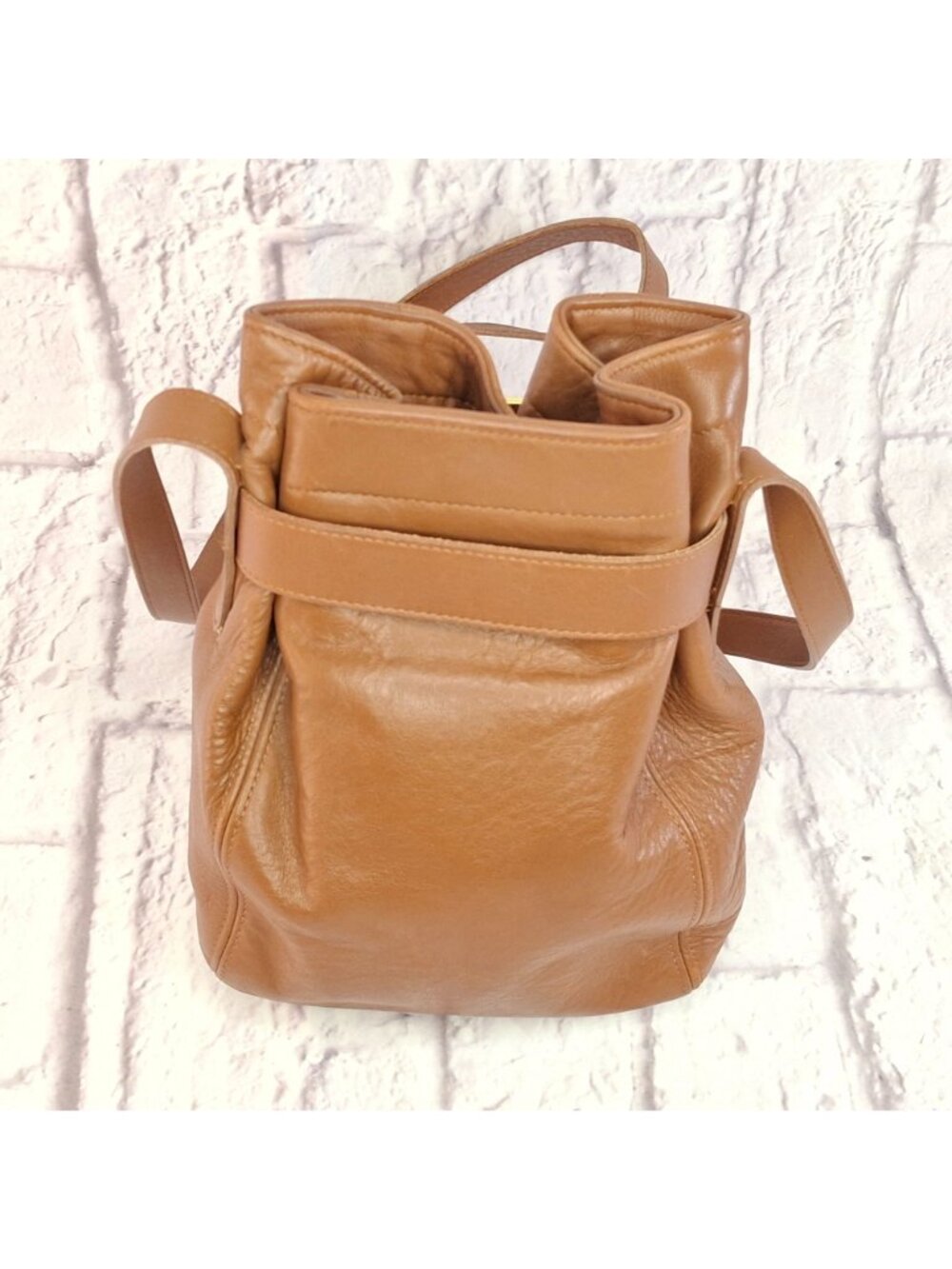 Vintage Coach Soho Leather Belted Pouch Shoulder Bucket Bag Crossbody Purse - Picture 2 of 9